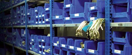 Firma PRONAR prowadzi kompleksowe zaopatrzenie w cz�ci zamienne wszystkich produkowanych przez siebie modeli ci�gnik�w. W oparciu o bezpo�redni� wsp�prac� z Mi�ska Fabryk� Ci�gnik�w oraz innymi bezpo�rednimi producentami cz�ci i podzespo��w utworzyli�my w Narwi Magazyn Centralny Cz�ci Zamiennych. CZʦCI ZAMIENNE - Centralny Magazyn Cz�ci Pronaru - cz�ci do ciagnik�w, cz�ci do przyczep, cz�ci mtz, cz�ci pronar, cz�ci kioti, cz�ci do kosiarek, cz�ci do p�ug�w, cz�ci belarus, cz�ci zefir yto, oryginalne cz�ci